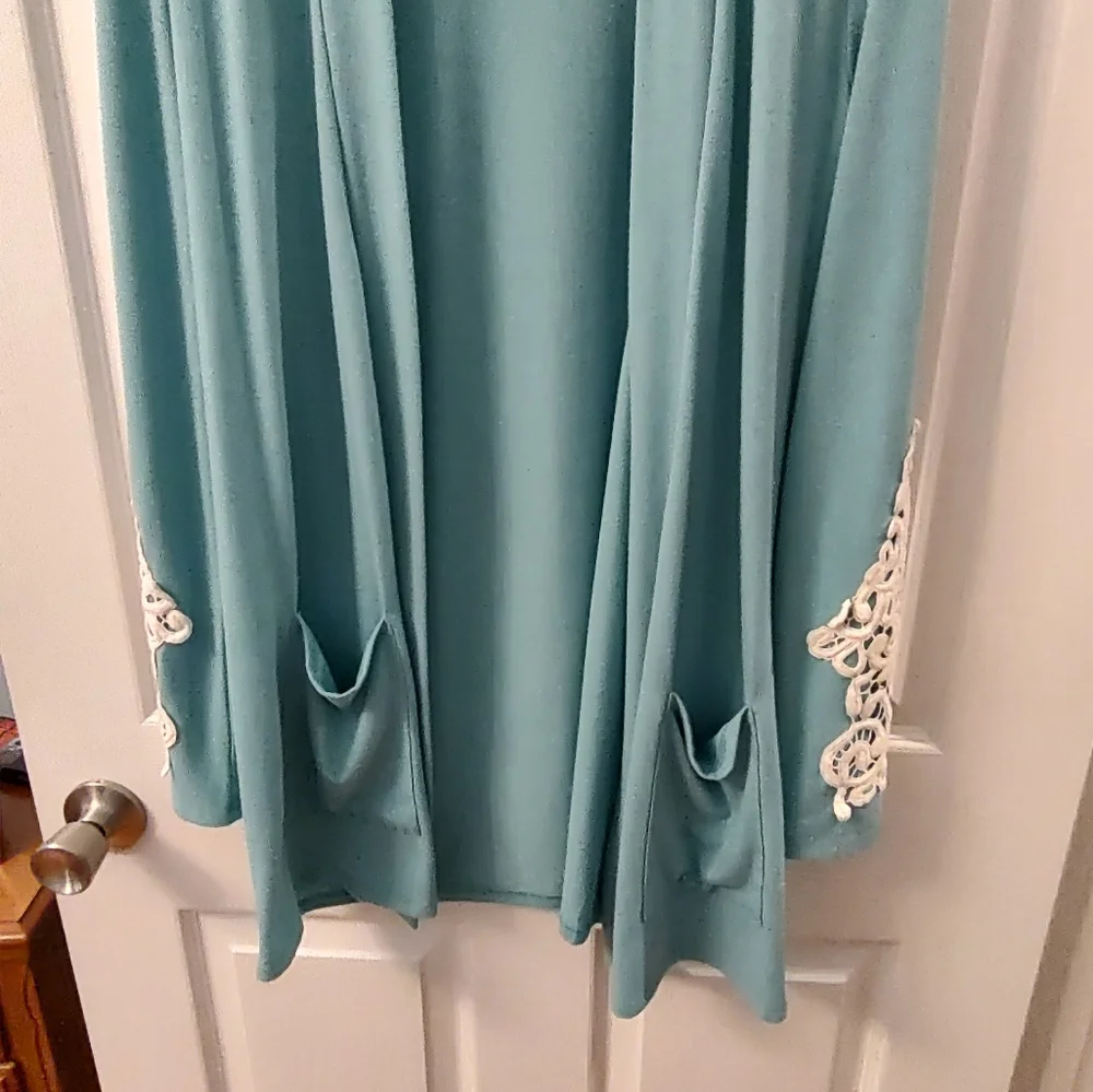 Sweater - Picture 3 of 5